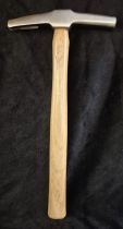 Utility Spring Hammer